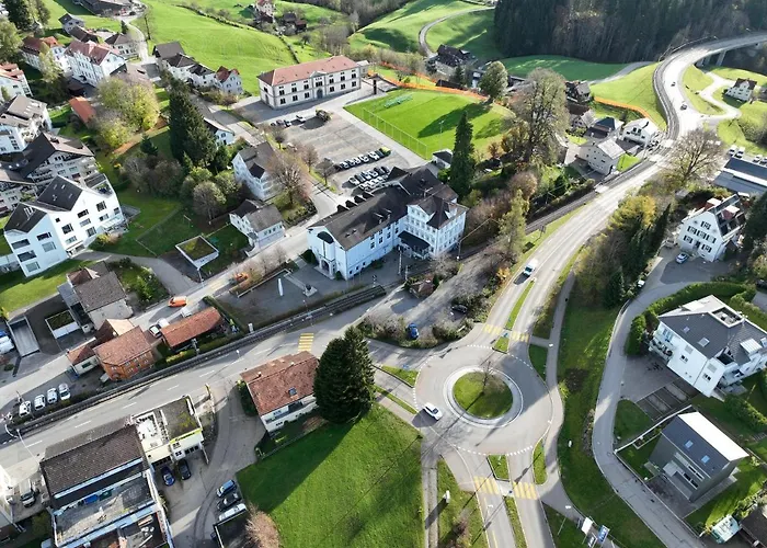 Hotel&Spezialitätenrestaurant zur Linde